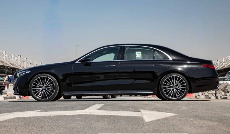 2025 Mercedes-Benz S 580 4.0 Litres Twin-Turbo V8 Petrol Engine Black Tan Sedan