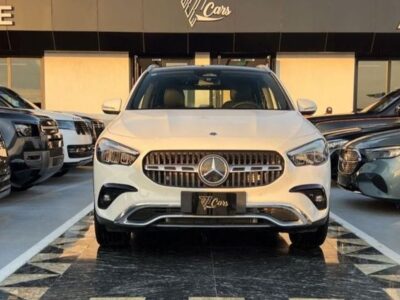 2025 Mercedes-Benz GLA 200 1.3 Litres 4 Cylinders Petrol Engine White Black SUV