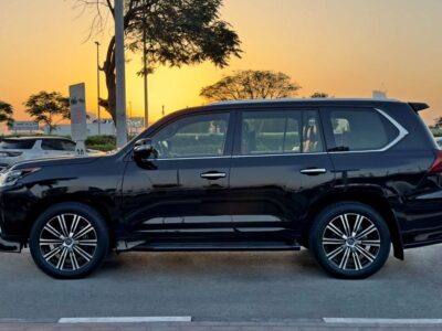 2019 Lexus LX 570 Signature 5.7-liter Naturally Aspirated V8 Engine Black Red SUV