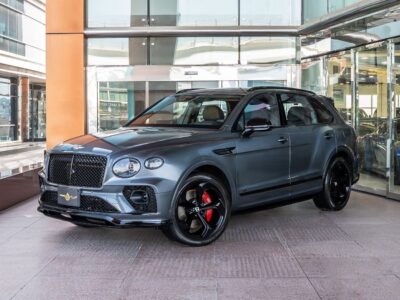 2023 Bentley Bentayga S Hybrid 3.0-liter Turbocharged V6 Engine Grey Black SUV