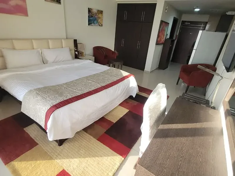 STUDIO | HIGHER FLOOR | FULLY FURNISHED | BALCONY I CAR PARK