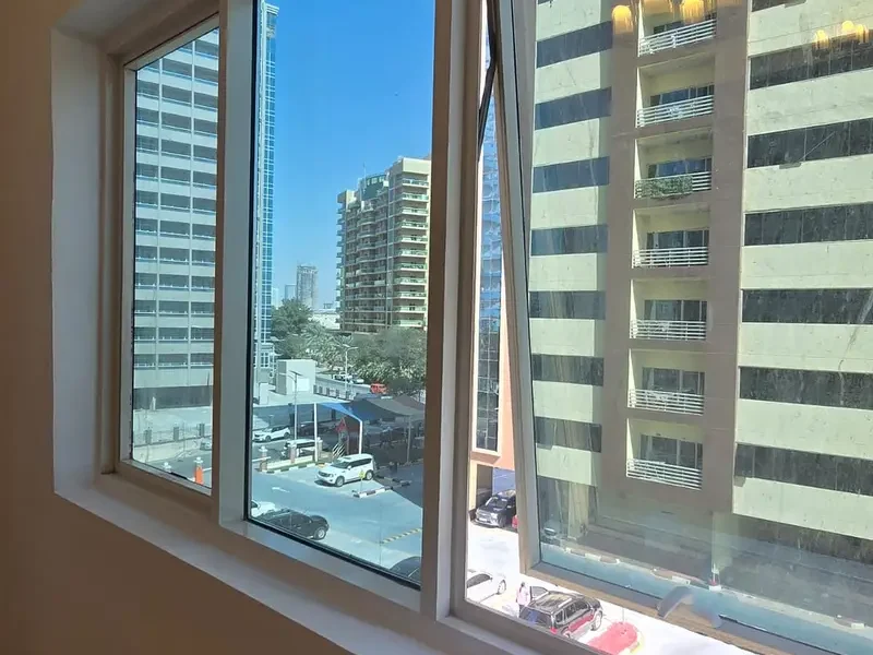1 BED | 2 ROOMS & 2 BATHS | FULLY UPGRADED | CAR PARK | NEAR CRICKET STADIUM | BUS STOP