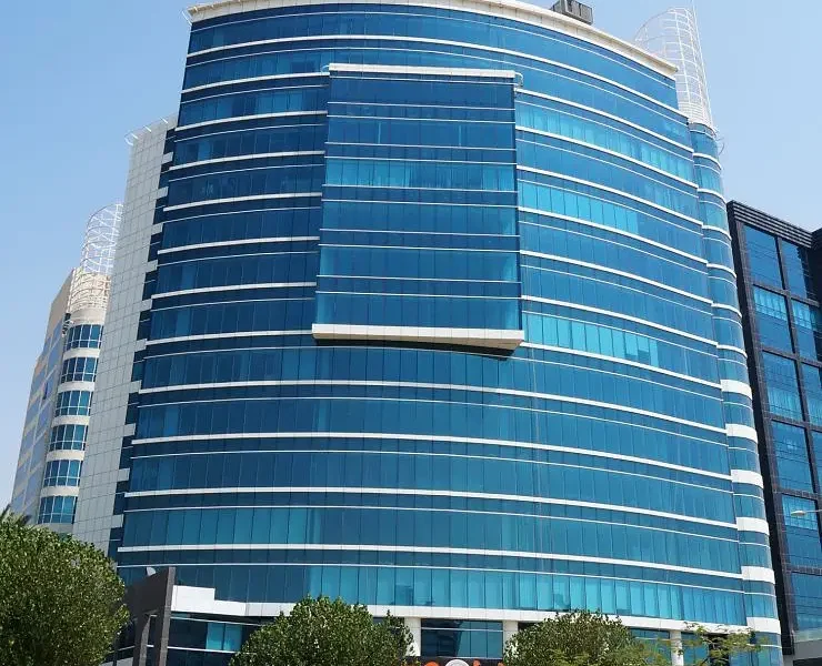 Spacious Semi-Fitted Office in Park Avenue