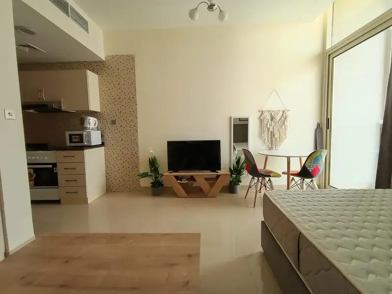 Studio | Furnished | Balcony
