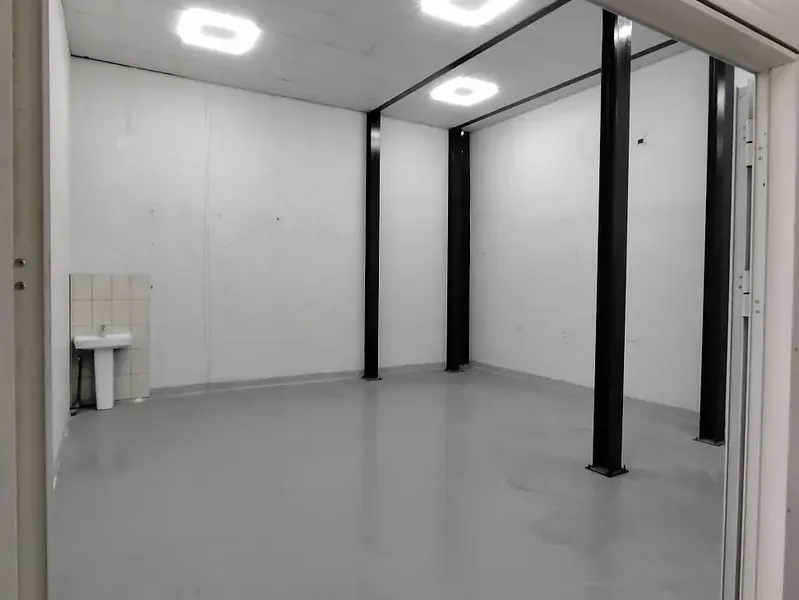 WOW MOST WANTED WAREHOUSE ON GROUND 650 SQFT *87