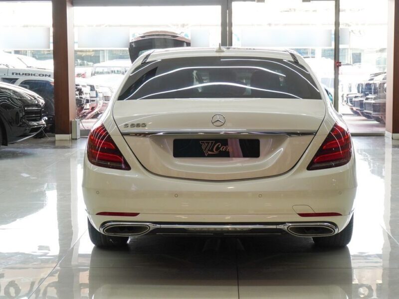 2018 Mercedes-Benz S560 4.0L Bi-Turbo V8 Petrol Engine White Beige Sedan GCC