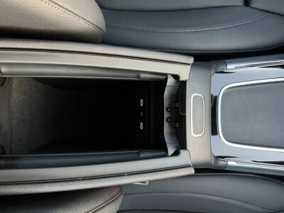 2025 Mercedes-Benz GLA 200 1.3 Litres 4 Cylinders Petrol Engine White Black SUV
