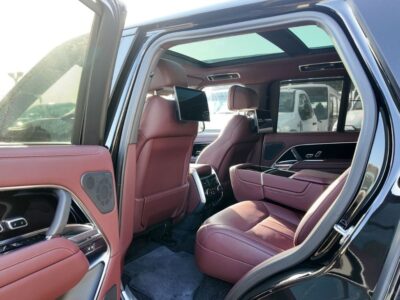 2023 Land Rover Range Rover Autobiography P530 4.4 L Twin-Turbo V8 Black Burgundy SUV