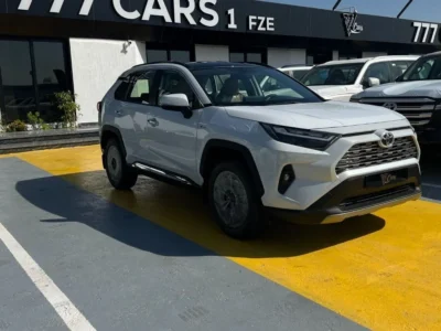 2025 TOYOTA RAV 4 EXR 2.5L 4-Cylinder Hybrid Electric Vehicle White Beige SUV GCC