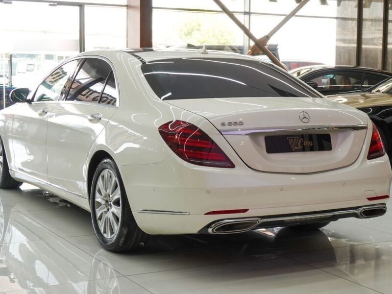 2018 Mercedes-Benz S560 4.0L Bi-Turbo V8 Petrol Engine White Beige Sedan GCC