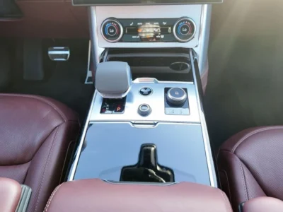 2023 Land Rover Range Rover Autobiography P530 4.4 L Twin-Turbo V8 Black Burgundy SUV
