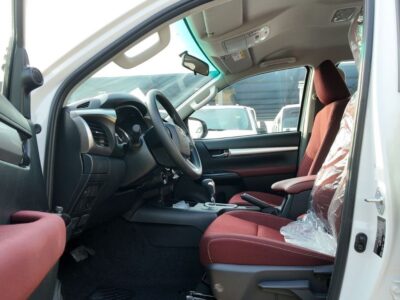 2026 TOYOTA HILUX SR5 4.0L V6, DOHC, 24-Valve, Dual VVT-i White Red Pickup Truck