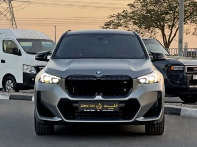2025 BMW X1 M35i 2.0L BMW M TwinPower Turbo inline 4-Cylinder Engine Grey Red SUV