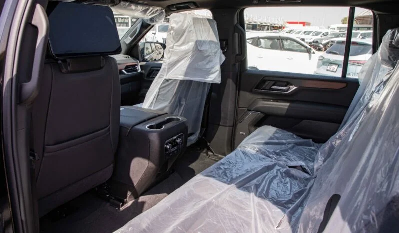 2025 GMC Yukon Denali XL 6.2 Litres V8 Petrol Engine Black SUV GCC Specs