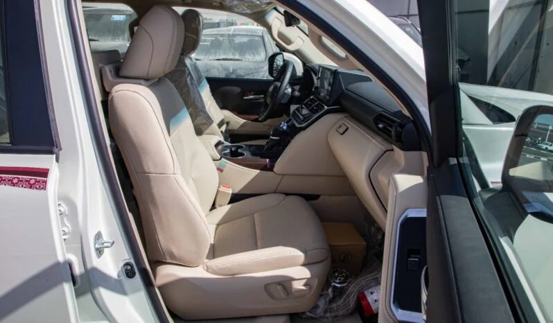 2026 Toyota Land Cruiser GXR 3.5L Twin‑Turbo V6 Petrol Engine White Beige SUV GCC