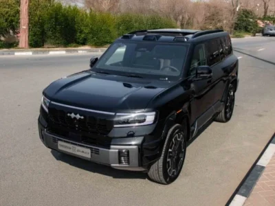 2025 BYD Leopard 8 2.0T turbocharged 4-cylinder Hybrid Engine Black SUV Smart and Brave