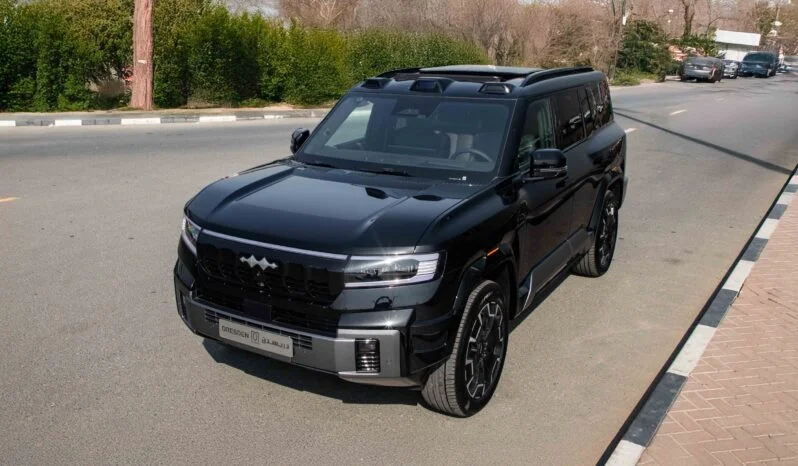 2025 BYD Leopard 8 2.0T turbocharged 4-cylinder Hybrid Engine Black SUV Smart and Brave