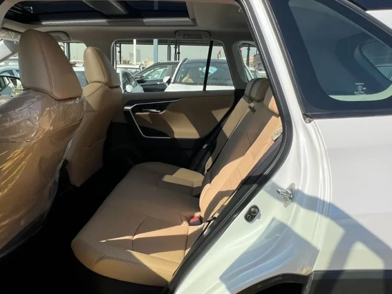 2025 TOYOTA RAV 4 EXR 2.5L 4-Cylinder Hybrid Electric Vehicle White Beige SUV GCC