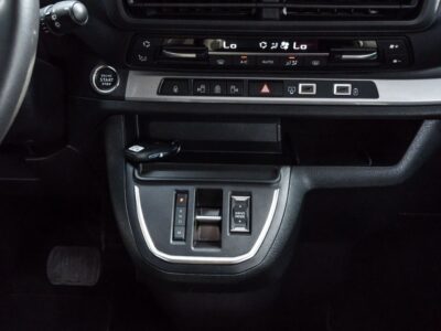 2026 Citroen Spacetourer 2.0 Litres 4-Cylinder Turbo Diesel Engine Black Van GCC Specs