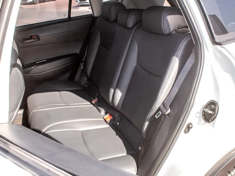 2024 TOYOTA COROLLA CROSS 4 Cylinders Petrol Engine White Black SUV Very Clean Car
