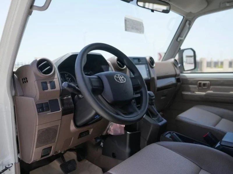 2025 Toyota Land Cruiser LC 79 DC 2.8 L turbocharged inline‑4 Diesel White Brown Pickup Truck