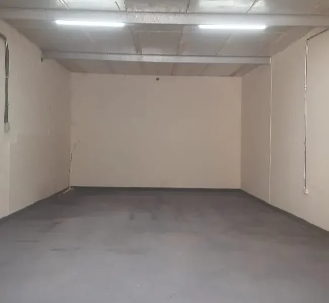 NEED MORE SPACE WITHOUT THE STRESS SPACIOUS AND ECONOMICAL STORAGE WAREHOUSE