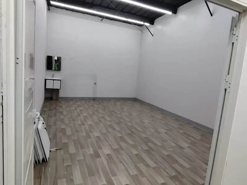 370SQFT STORAGE WAREHOUSE AFFORDABLE PRICE IN ALQUOZ 1 (SD)