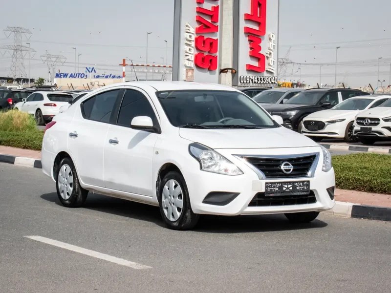 2022 Nissan Sunny SV 4 Cylinders Petrol Engine White Beige Sedan GCC Specs Clean Car