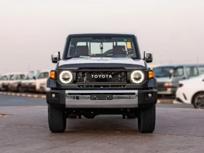 2025 Toyota Land Cruiser LC 79 SC 2.8 L inline-4 turbo Diesel Grey Brown Pickup Truck MT