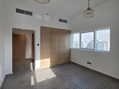 Upgraded 1 Bed Apartment | Vacant | Opp. Souq