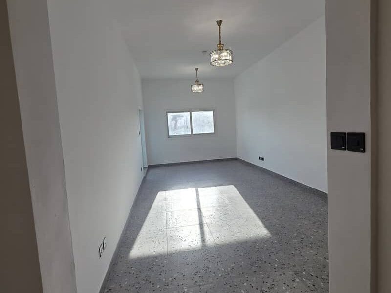 Upgraded 1 Bed Apartment | Vacant | Opp. Souq