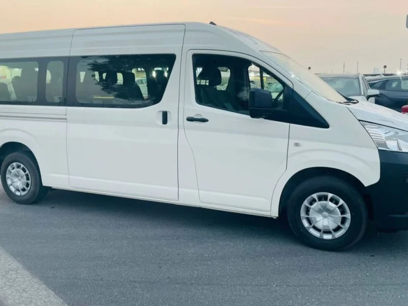2026 Toyota HIACE 2.8 4 Cylinders Engine AUTOMATIC DIESEL White Black Van GCC Specs