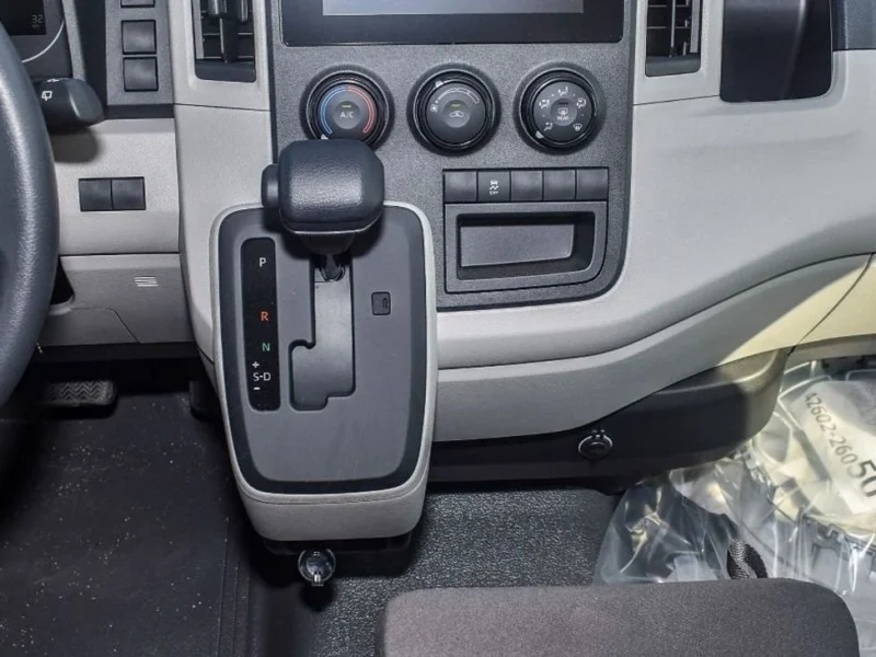 2025 Toyota Hiace High Roof Van 3.5L 6 Cylinders Petrol Engine White Grey Cargo Van GCC