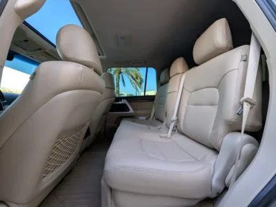 2018 TOYOTA LAND CRUISER GXR TOP 5.7 Litres V8 Petrol Engine Grey Beige SUV GCC Specs