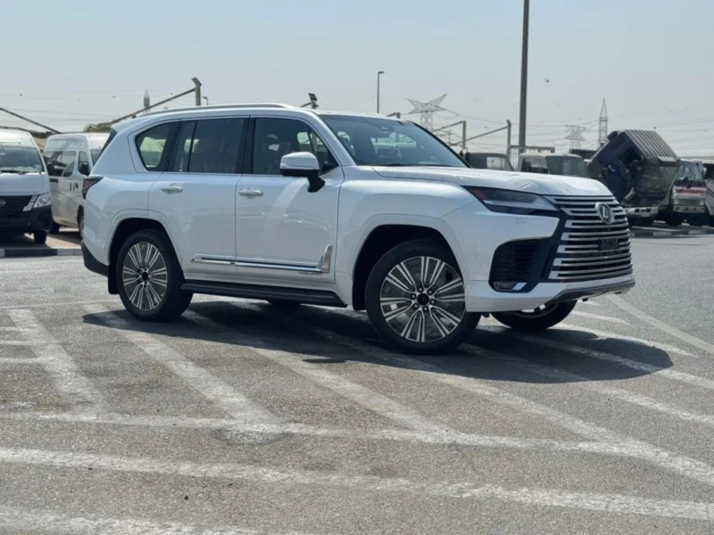2026 LEXUS LX600 SIGNATURE 3.5 Litres Twin Turbo V6 Petrol Engine White Tan SUV GCC Specs