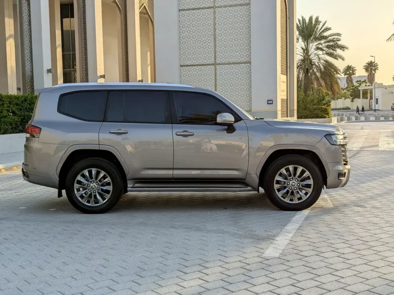 2022 Toyota Land Cruiser GXR 6 Cylinders Diesel Engine Gold Beige SUV GCC Specs
