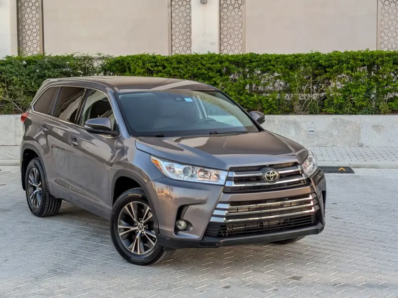 2018 Toyota Highlander Le Plus 3.5 Litres V6 Petrol Engine Grey SUV American Specs
