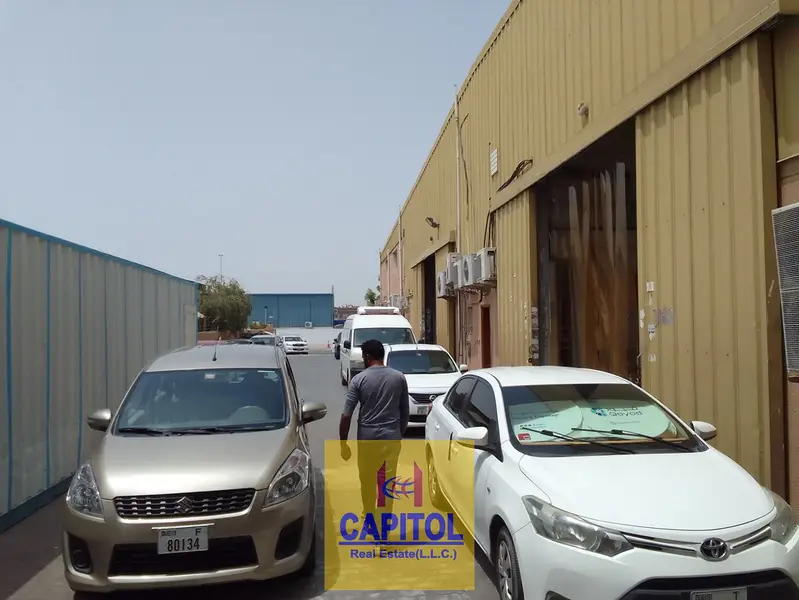 TAX FREE WAREHOUSE IN PRIME LOCATION 320SQFT ON MEZANINE
