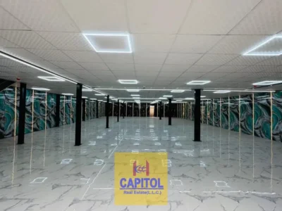 COMMERCIAL WAREHOUSE 8250 SQFT AVAILABLE IN PRIME LOCATION FOR RENT