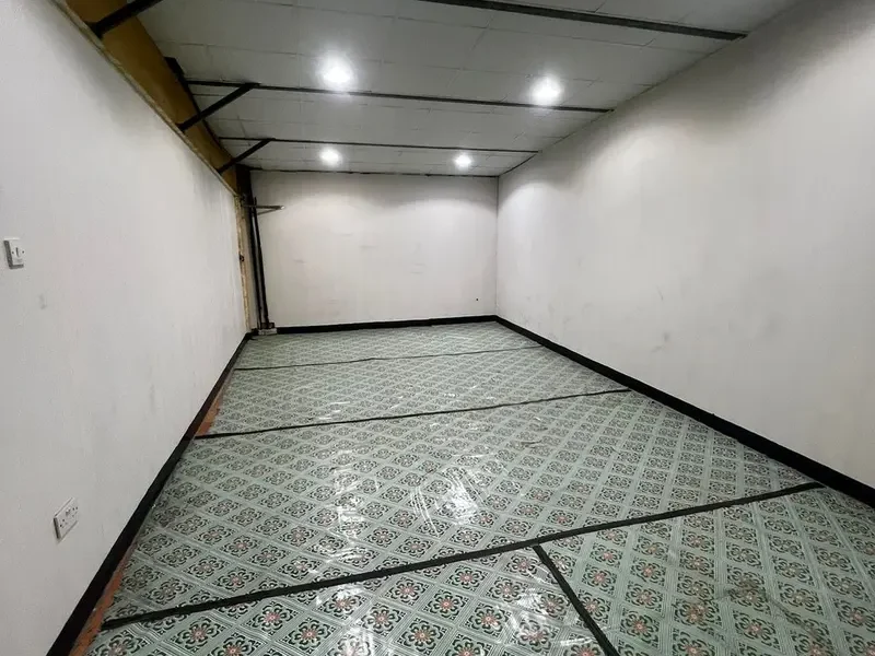 Goods Storage Warehouse Available for Rent in Qouz-04 in Economical Price