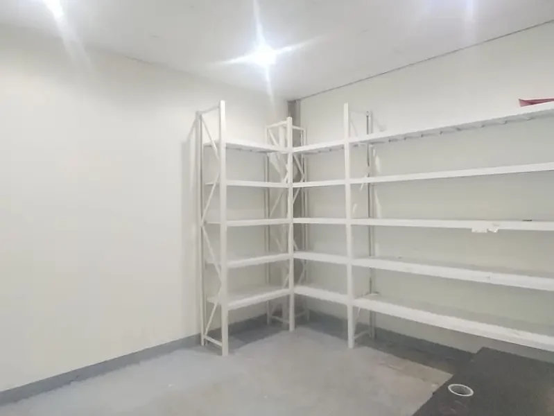 Small Size Warehouse for Goods Available in Al Qouz 04