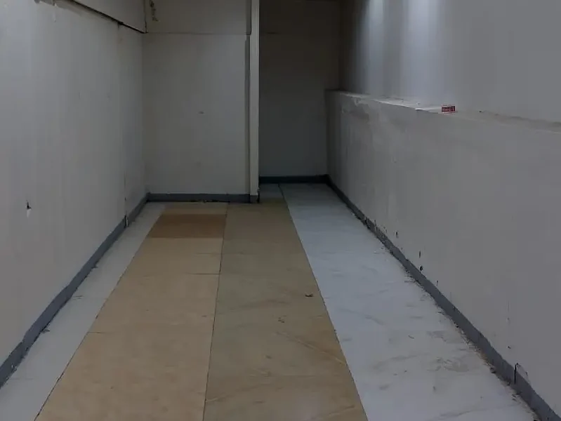 COMPACT/ FUNCTIONAL WAREHOUSE SPACE ON GROUND FLOOR WITH WASHROOM