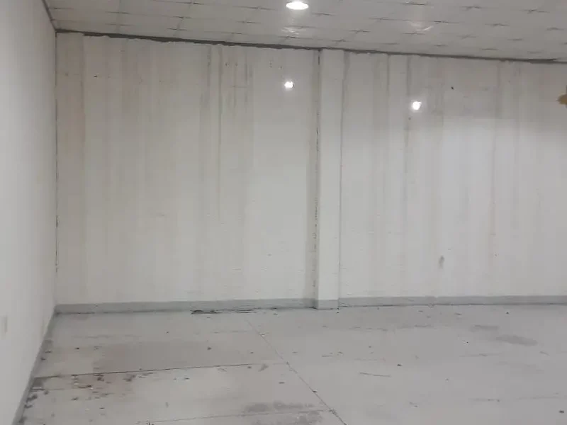 PREMIUM CONTAINER STORAGE UNIT WITH STRONG ACCESSIBILITY AND LOADING CONVENIENCE