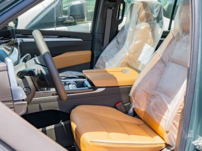 2026 Cadillac Escalade 6.2L Naturally Aspirated V8 Petrol Engine Green Tan SUV GCC