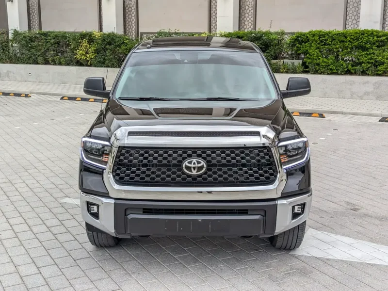 2019 Toyota Tundra Crewmax Limited 5.7 Litres V8 Petrol Engine Black Grey Pickup Truck