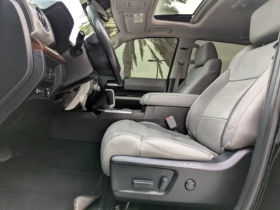 2019 Toyota Tundra Crewmax Limited 5.7 Litres V8 Petrol Engine Black Grey Pickup Truck