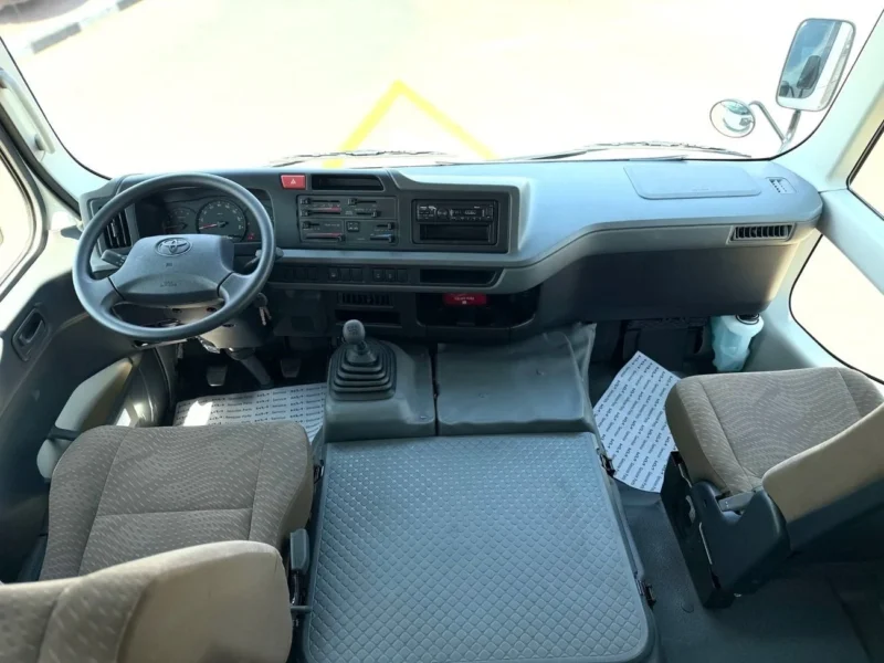 2026 Toyota Coaster 4.2 Litres 6 Cylinders Diesel Engine White Grey Van MT GCC Specs