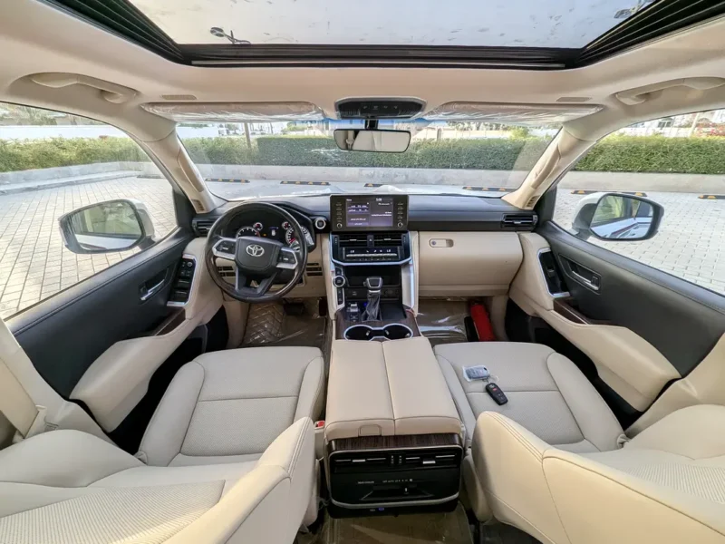 2024 Toyota Land Cruiser GXR 4 Cylinders Petrol Engine White Beige SUV GCC Specs