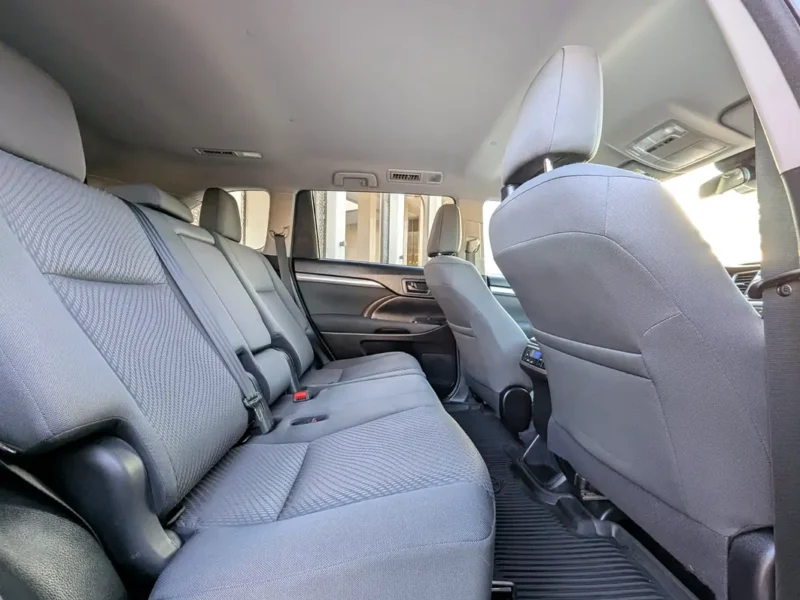2018 Toyota Highlander Le Plus 3.5 Litres V6 Petrol Engine Grey SUV American Specs