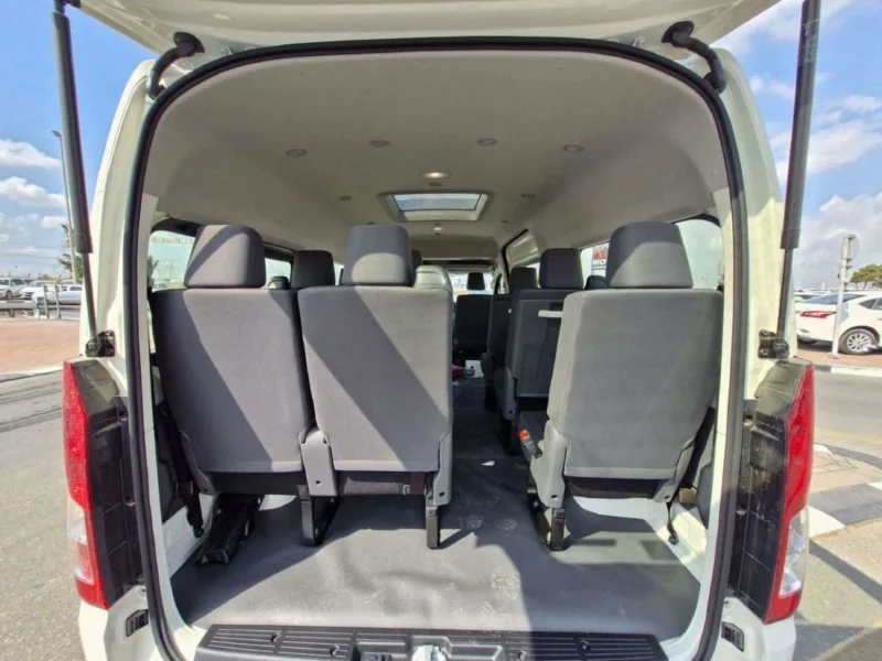 2026 TOYOTA HIACE 2.8L 4 Cylinder DSL 13 SEATS HIGHROOF MT White Grey Van GCC Specs